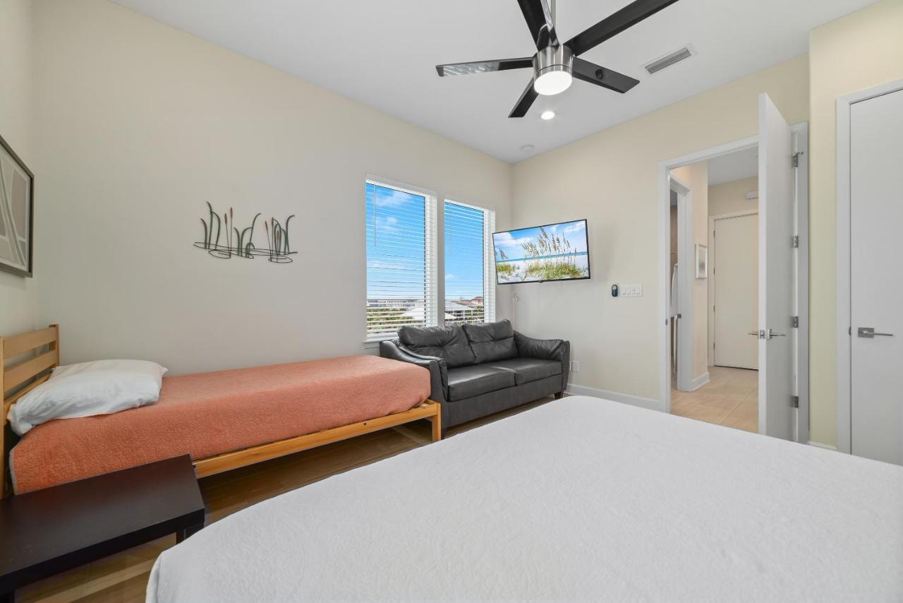 New Gulf Front With Game Room Family Friendly! Gulf Breeze Esterno foto